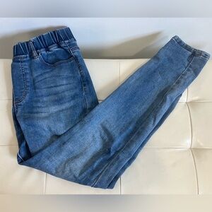 Pull on Jeggings Women’s size Medium
